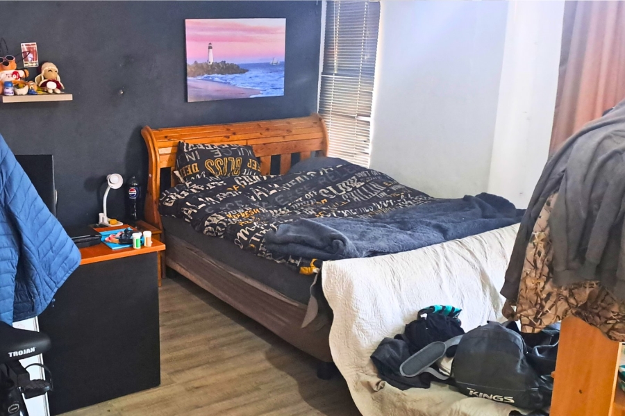 5 Bedroom Property for Sale in Fleurdal Free State